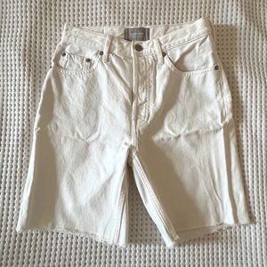 Everlane The 90s Cheeky Long Short Bone White 25